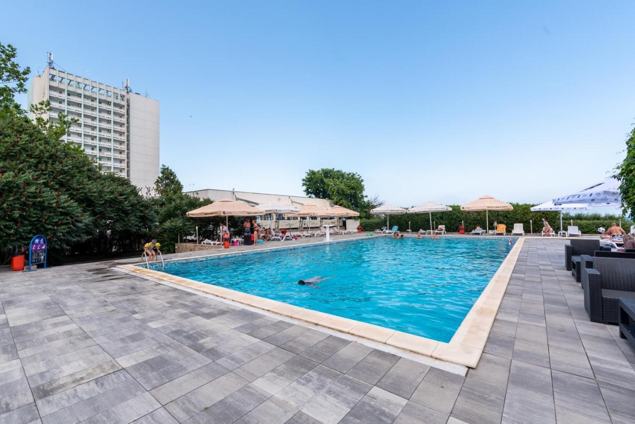 Hotel Capitol Jupiter Bagian luar foto