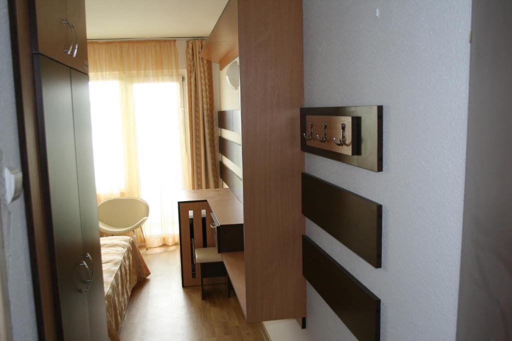 Hotel Capitol Jupiter Ruang foto
