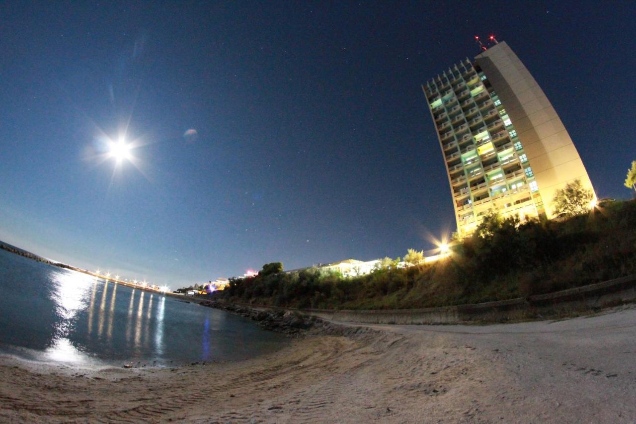 Hotel Capitol Jupiter Bagian luar foto
